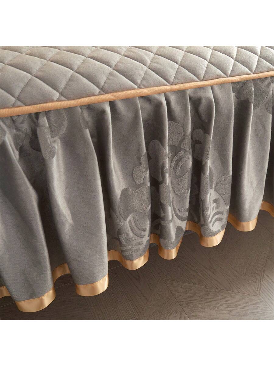 Velvet Bed Skirt Set – A Touch of Elegance and Comfort